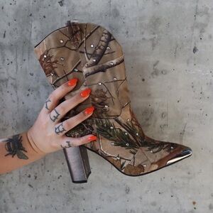 Daniel X Diamond Yosemite Jeweled Pointed Ankle Boots